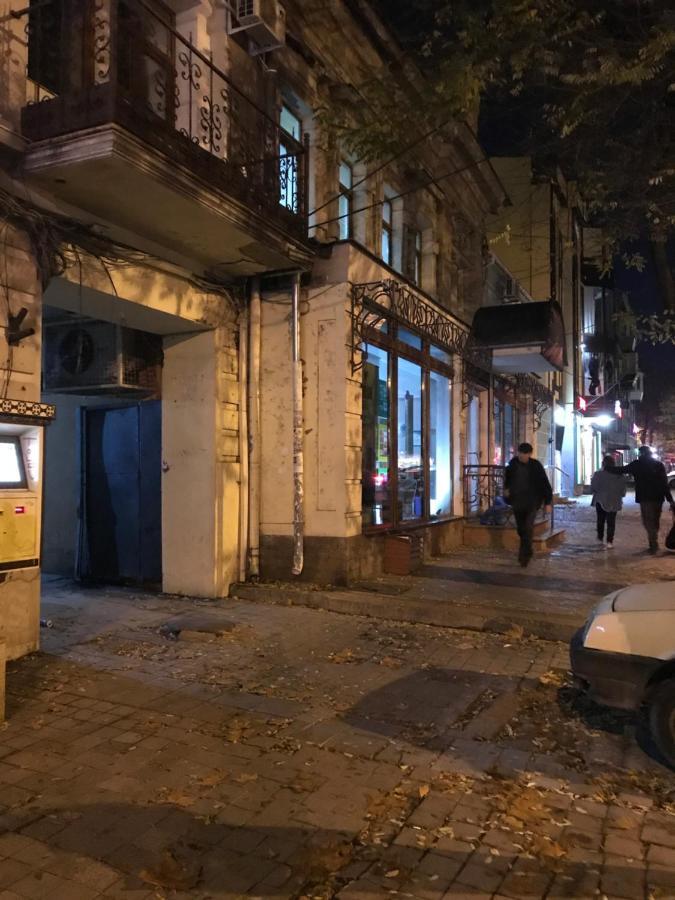 Атмосферная Квартира В Центре Одессы أوديسا المظهر الخارجي الصورة